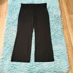 Women's yoga pants size XL (16-18), boot cut